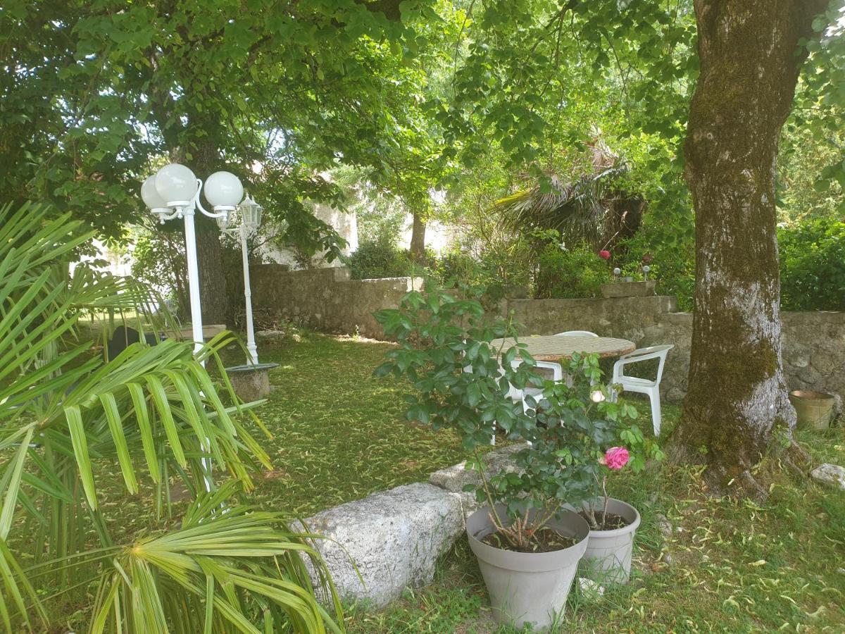 Bed and Breakfast La Boheme Condom Exterior foto